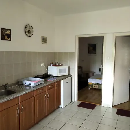 Reteshaz Strudelhaus Apartmanhaz Vonyarcvashegy Exterior photo